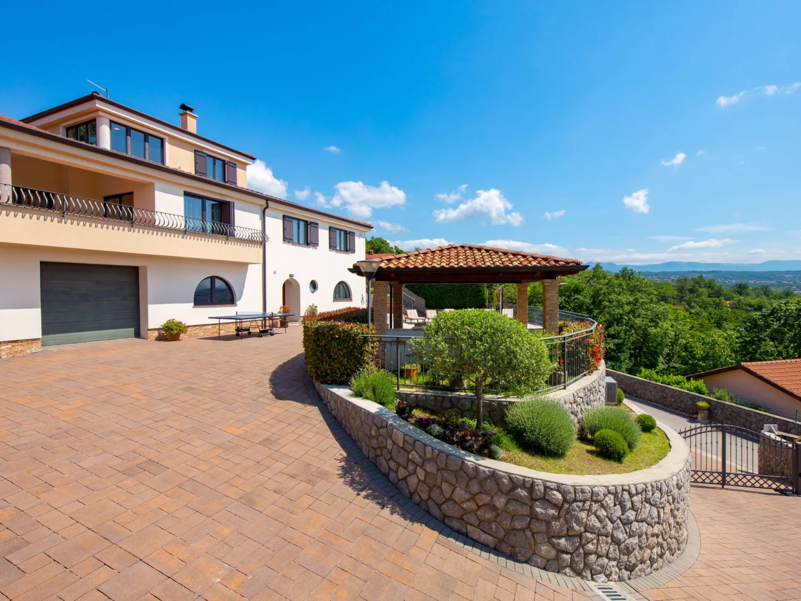 Villa Toni-Dehors