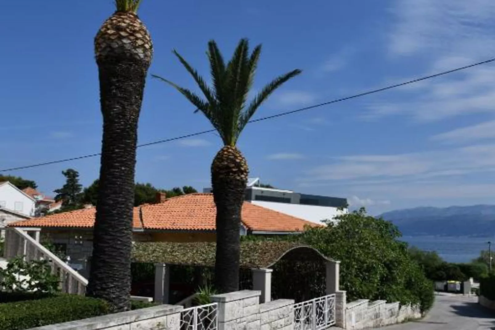 Two Bedroom Apartment with Balcony &  Garden View-Extérieur