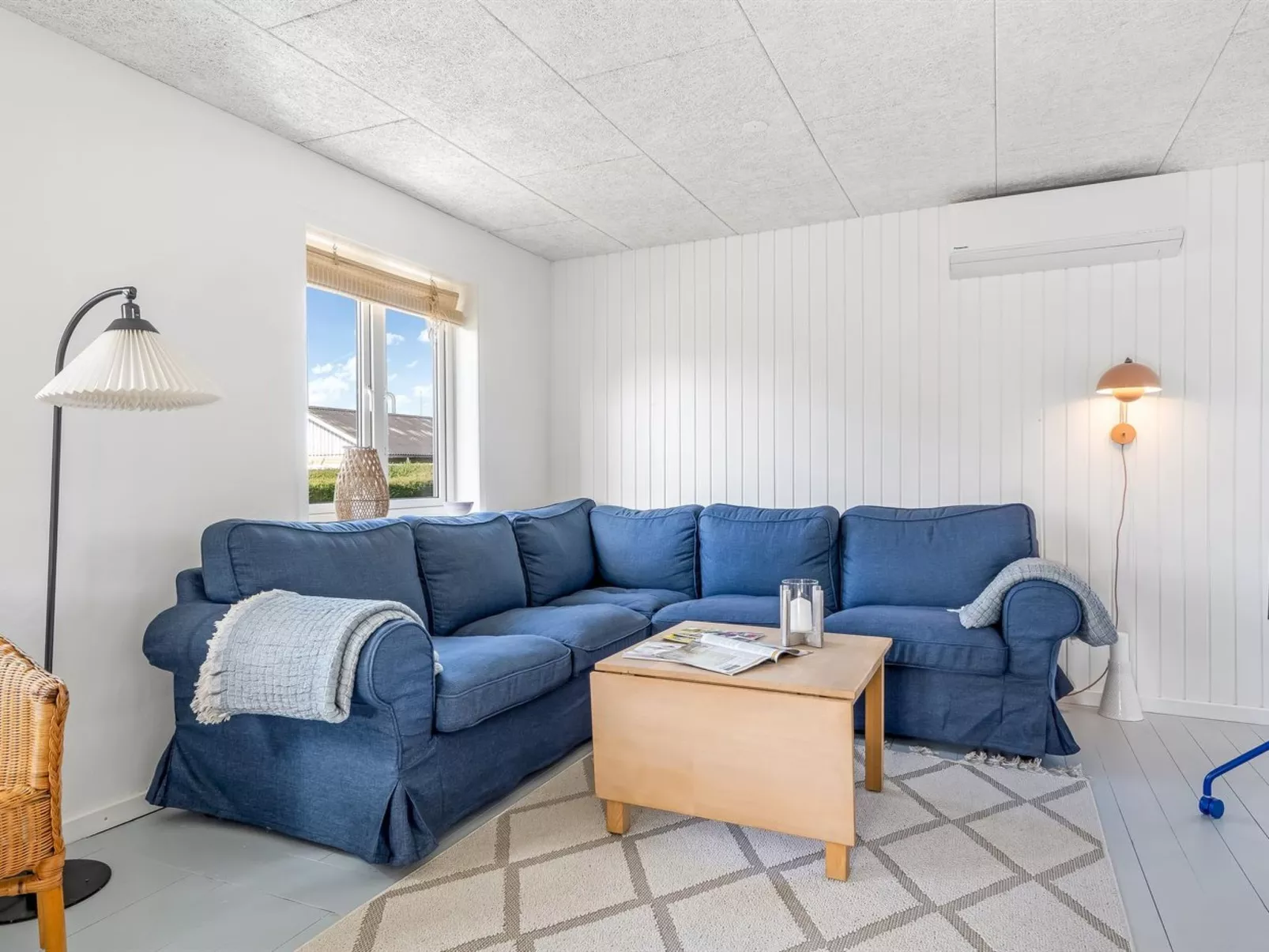 "Alpi" - 270m from the sea-Inside