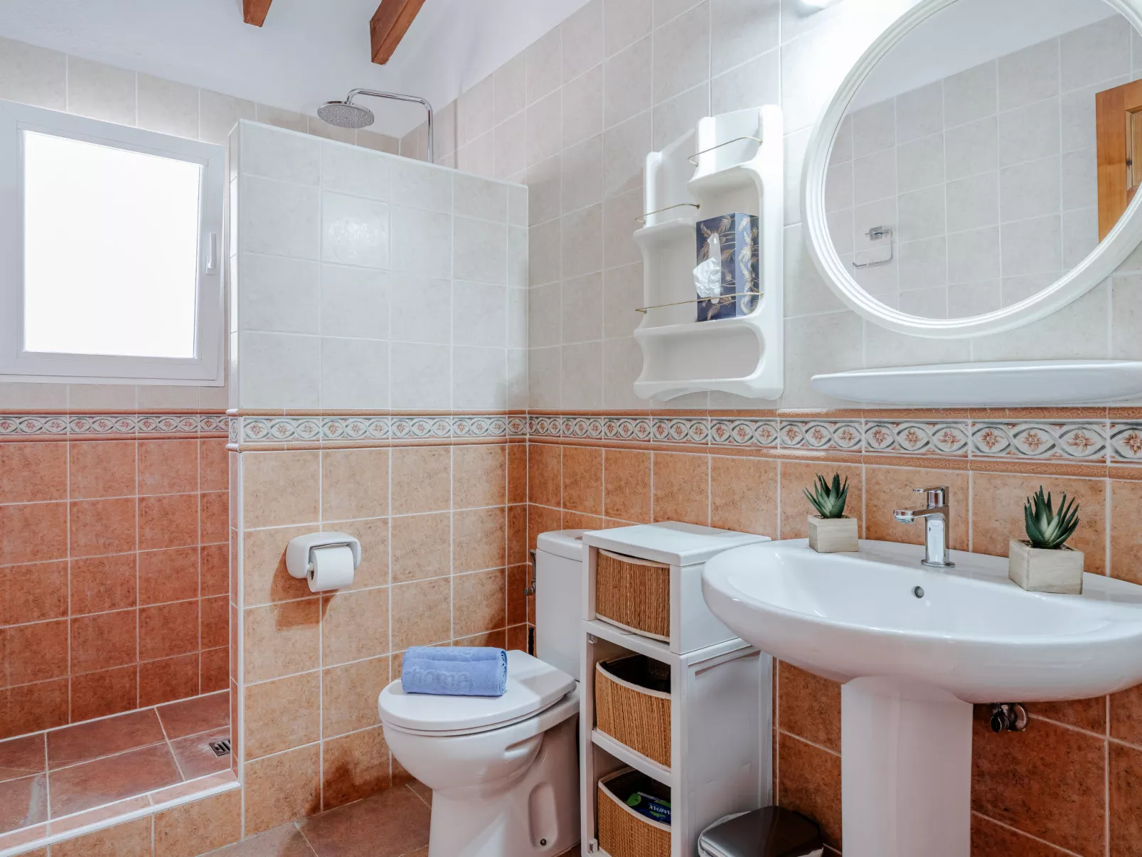 Villa Gran Vida-Drinnen