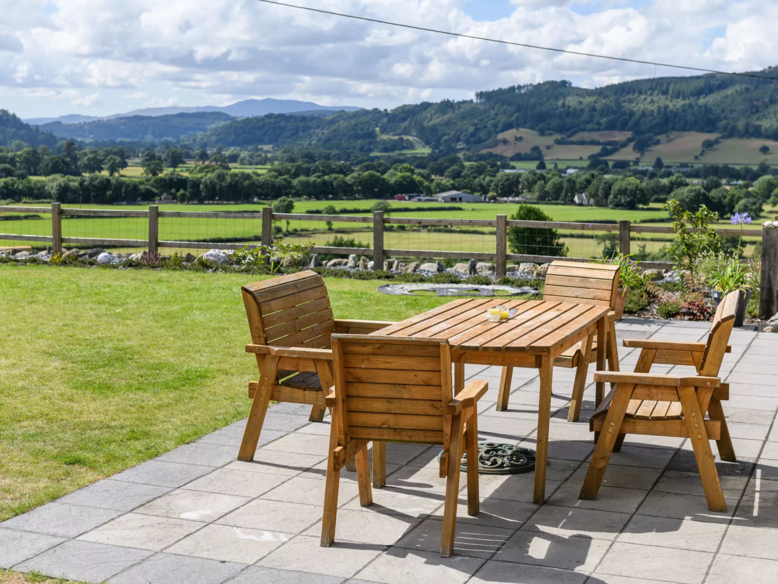 Moelis Granary-Outside