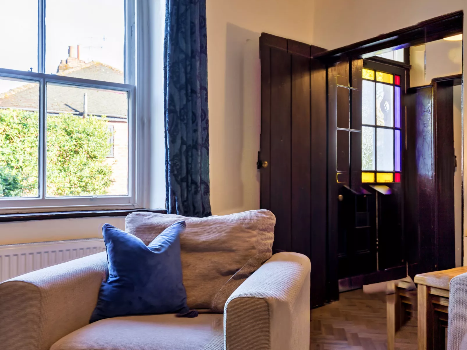 Spring Cottage-Dedans