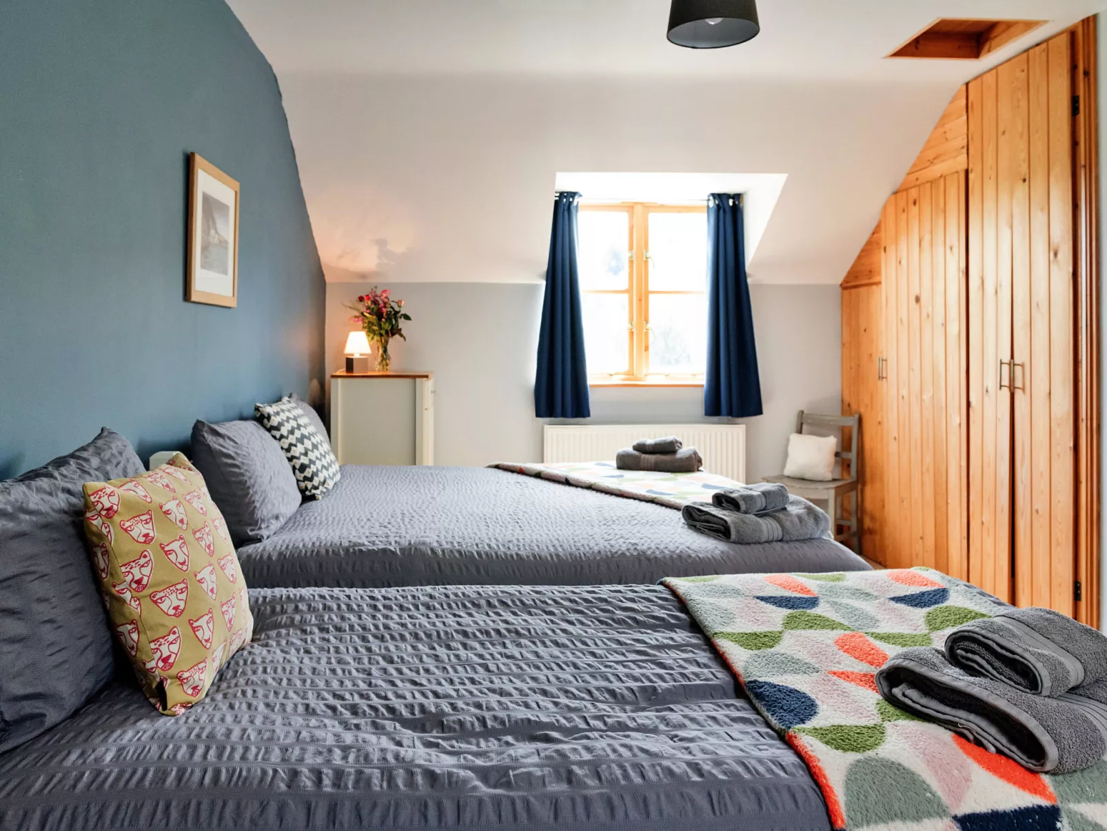 The Welsh Farmhouse-Dedans