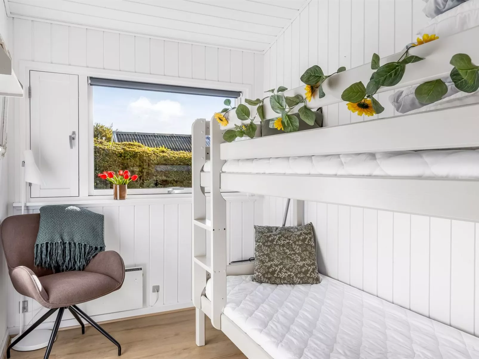 "Quanna" - 450m from the sea-Inside