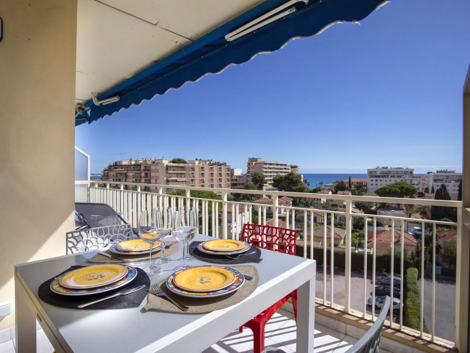 Azur Paradis-Draußen