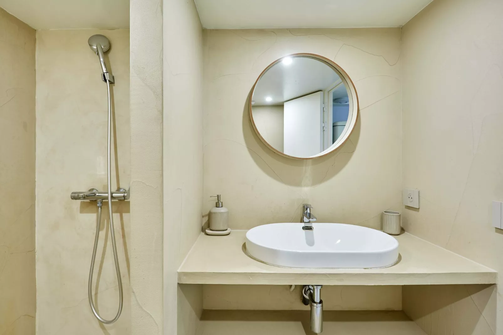 ROQUETTE 3 NEW-Untagged