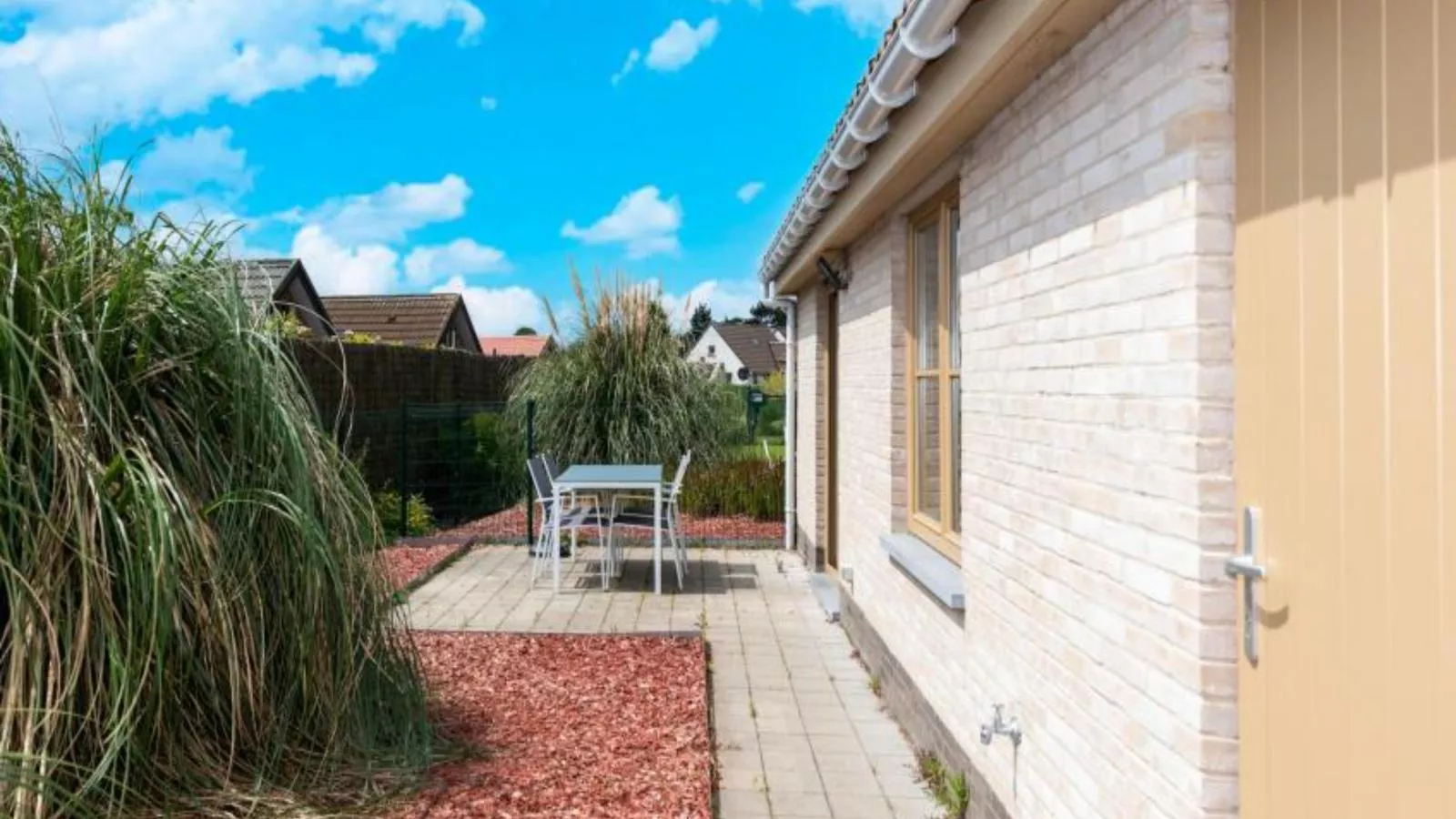 Westhinder I H19-20 Combi-Garten Sommer