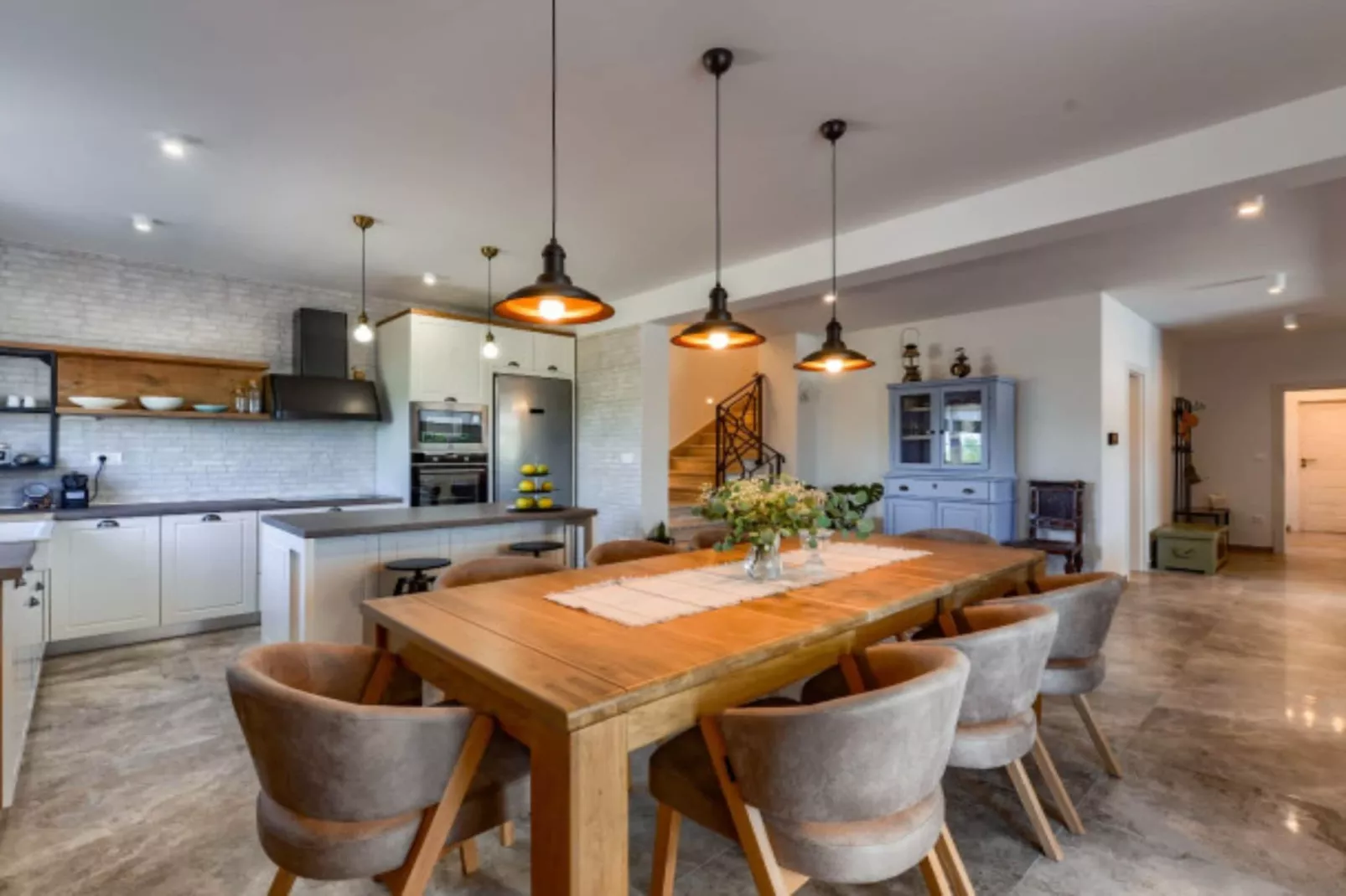 RUSTIC VILLA PEROSA WITH HEATED POOL-Im Freien