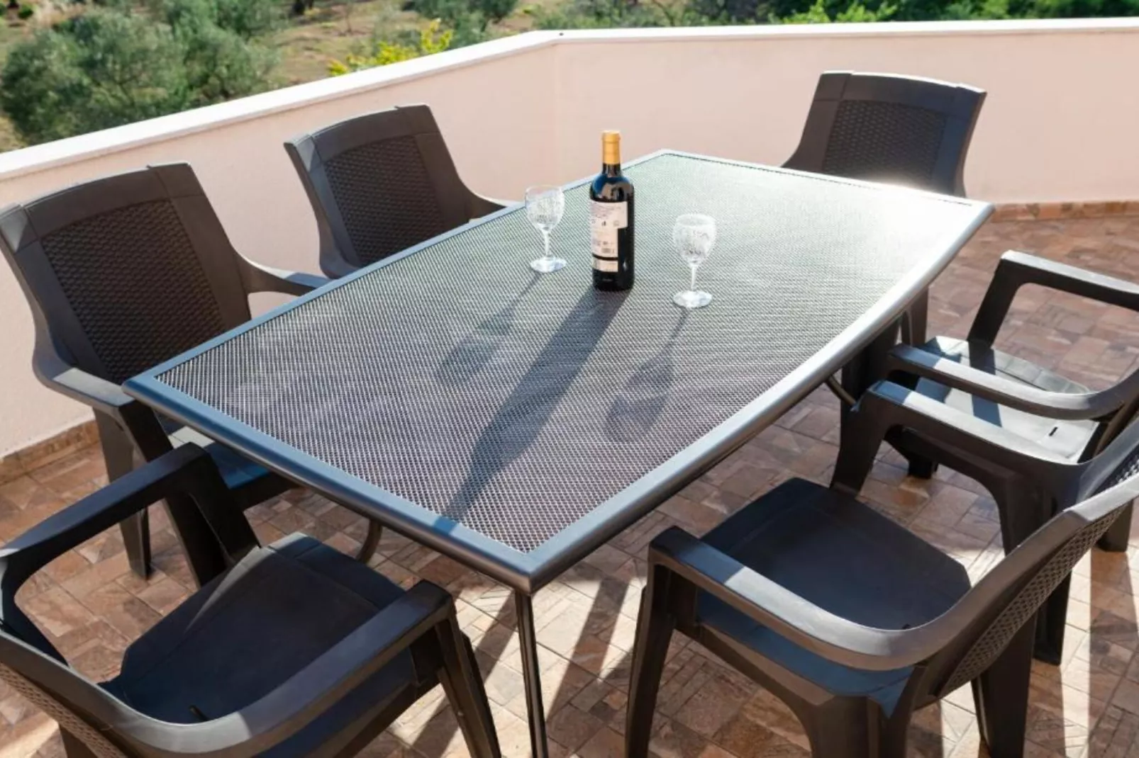 One Bedroom Apartment With Terrace (A1)-Nicht zugeordnet