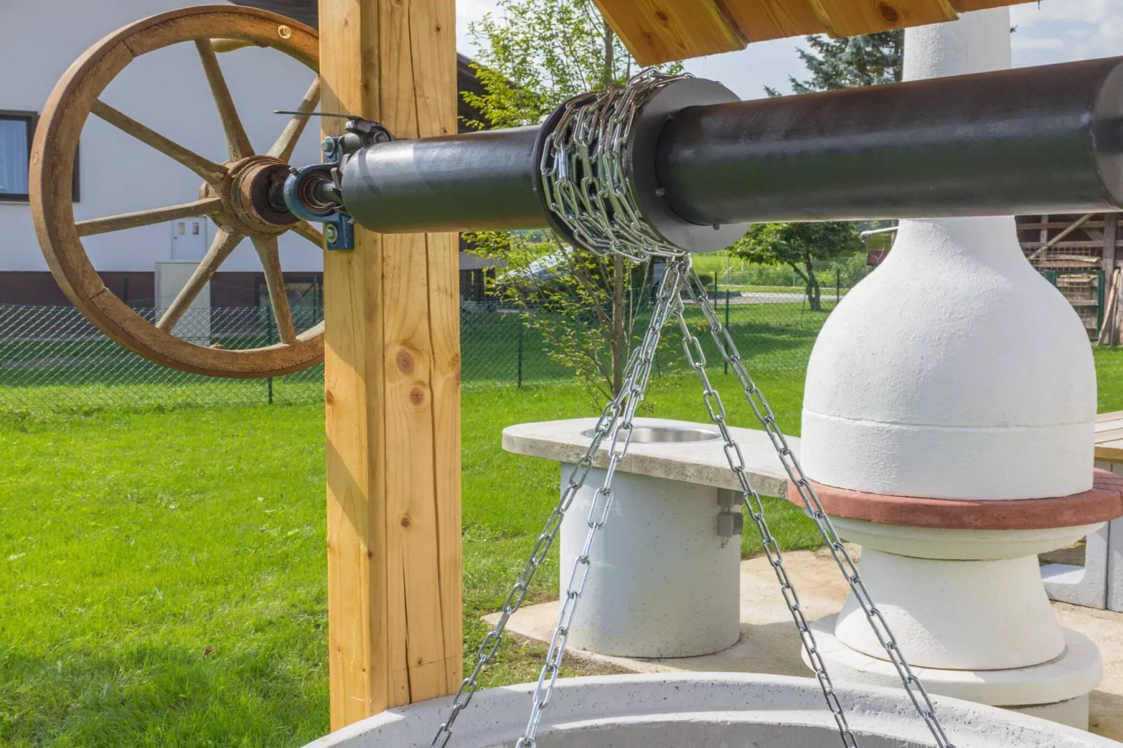 Cozy Holiday Home with Garden, BBQ, and Outdoor Dining Area in Rečica ob Savinji - Two Bedroom Apartment-Im Freien