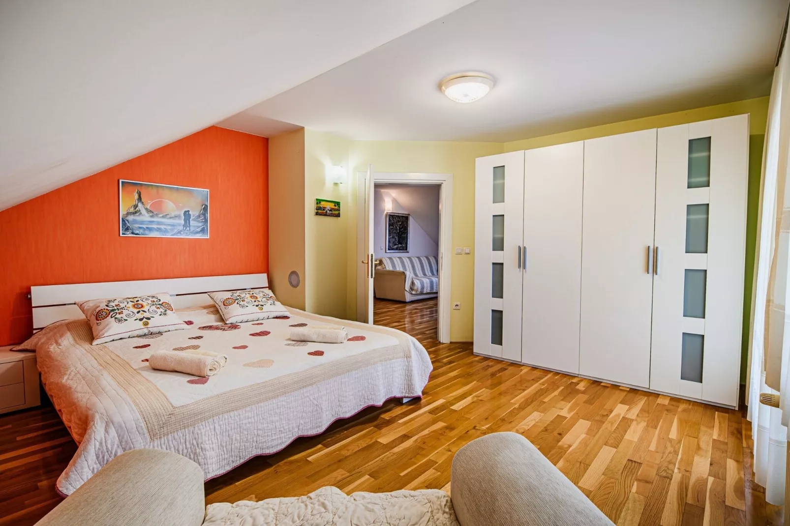 Stunning Rural Holiday Home with Garden and BBQ -  Four Bedroom Holiday Home-Bedroom