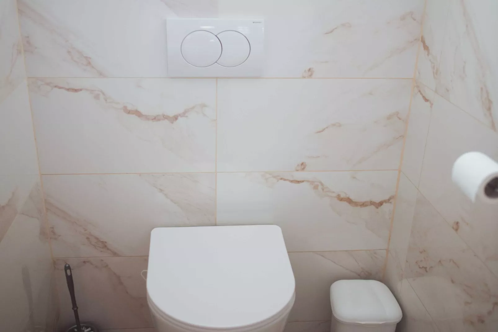 Cozy Holiday Home with Fireplace and Scenic Hills in Bistrica ob Sotli - Two Bedroom Holiday Home-Bathroom