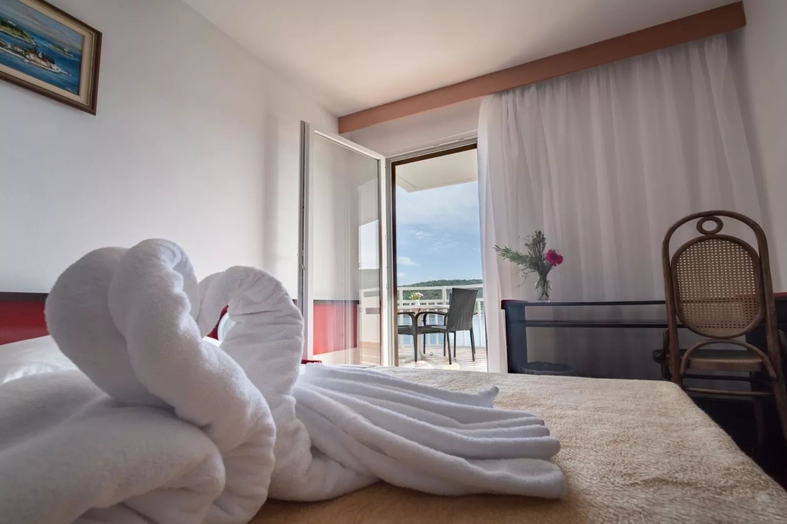 Hotel Issa - Double Room Sea View 11 - Schlafzimmer