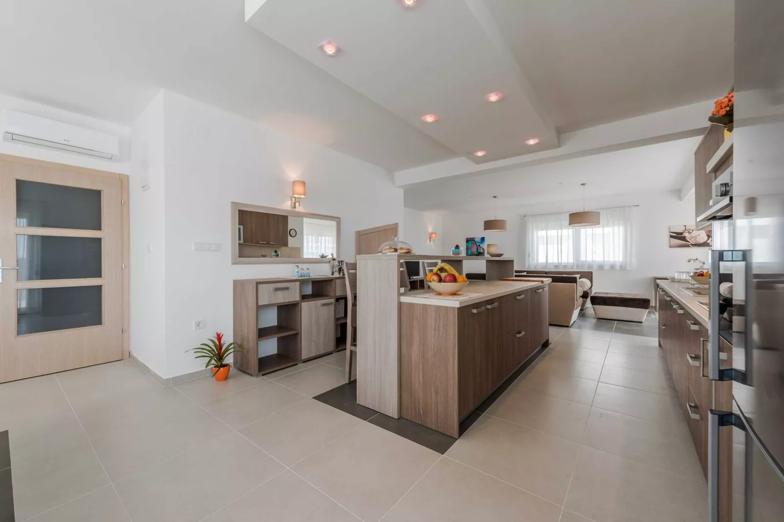 Luxury Escape with Swimming Pool & Modern Design -  Classic Four Bedroom Villa with Sea View and Private Pool ( Villa 3)-Cuisine