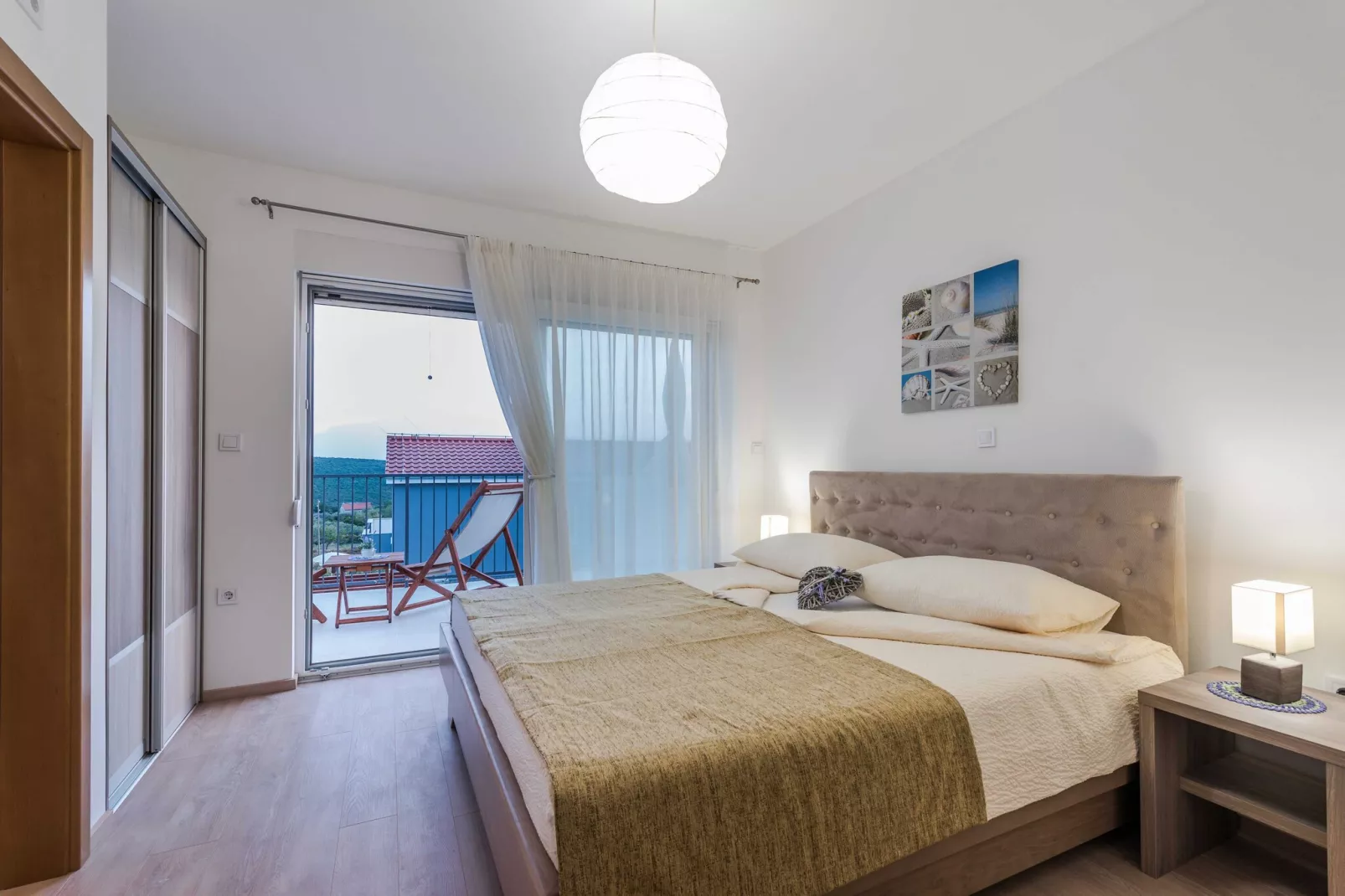 Luxury Escape with Swimming Pool & Modern Design - Deluxe Four Bedroom Villa with Sea View and Private Pool (Villa 5)-Chambre