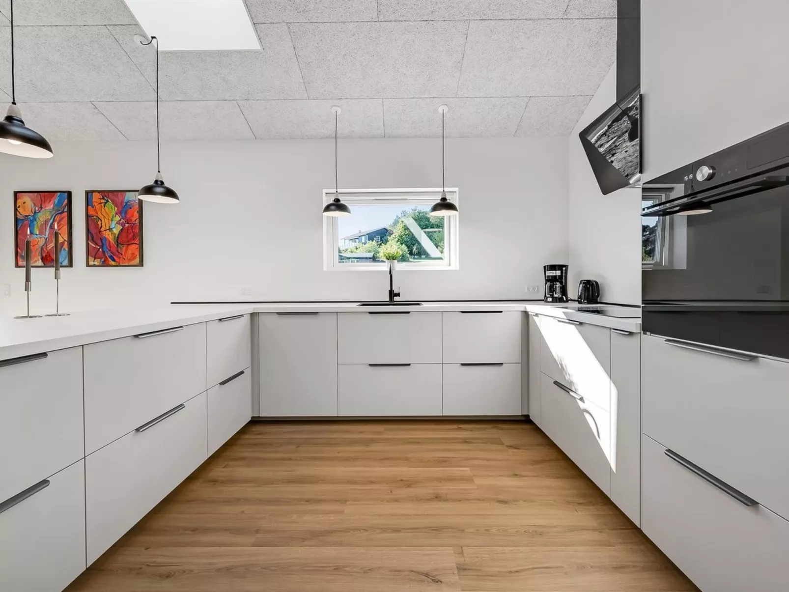 "Assa" - 500m from the sea-Drinnen