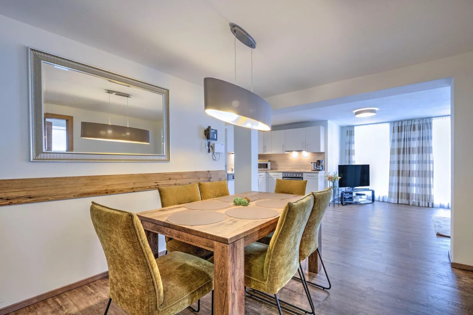 Brunner Apartment Top 3-Esszimmer