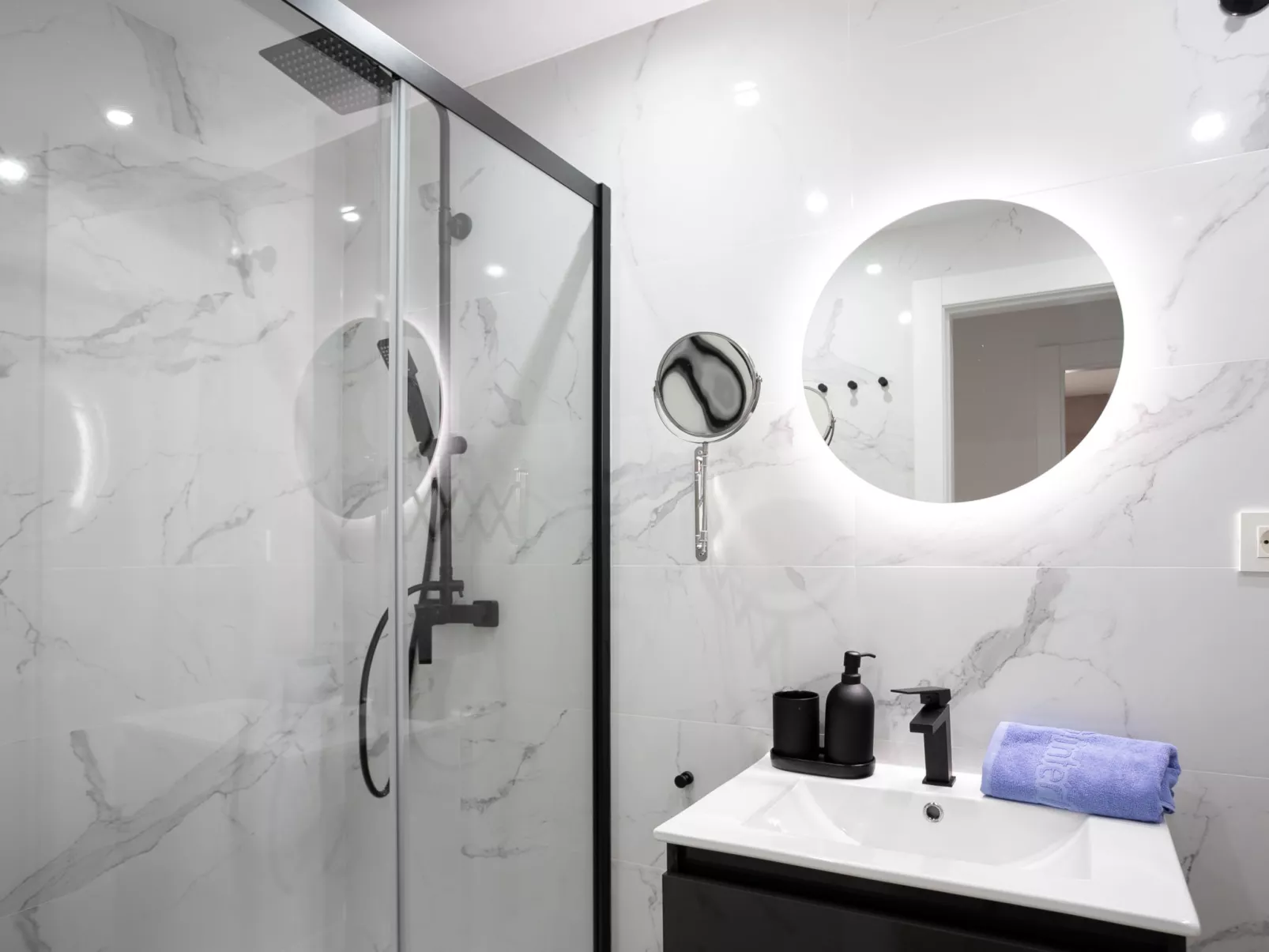 Urban Nest Estepona-Drinnen