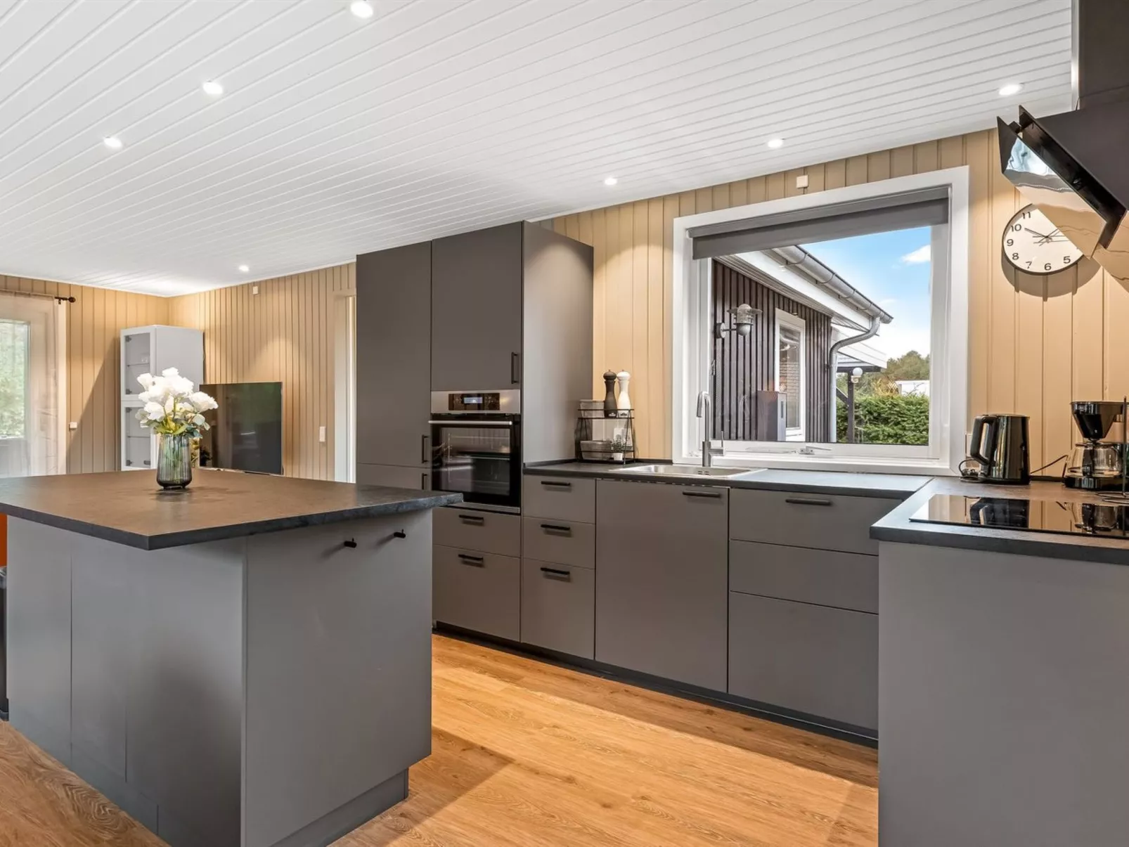 "Lymke" - 450m from the sea-Inside