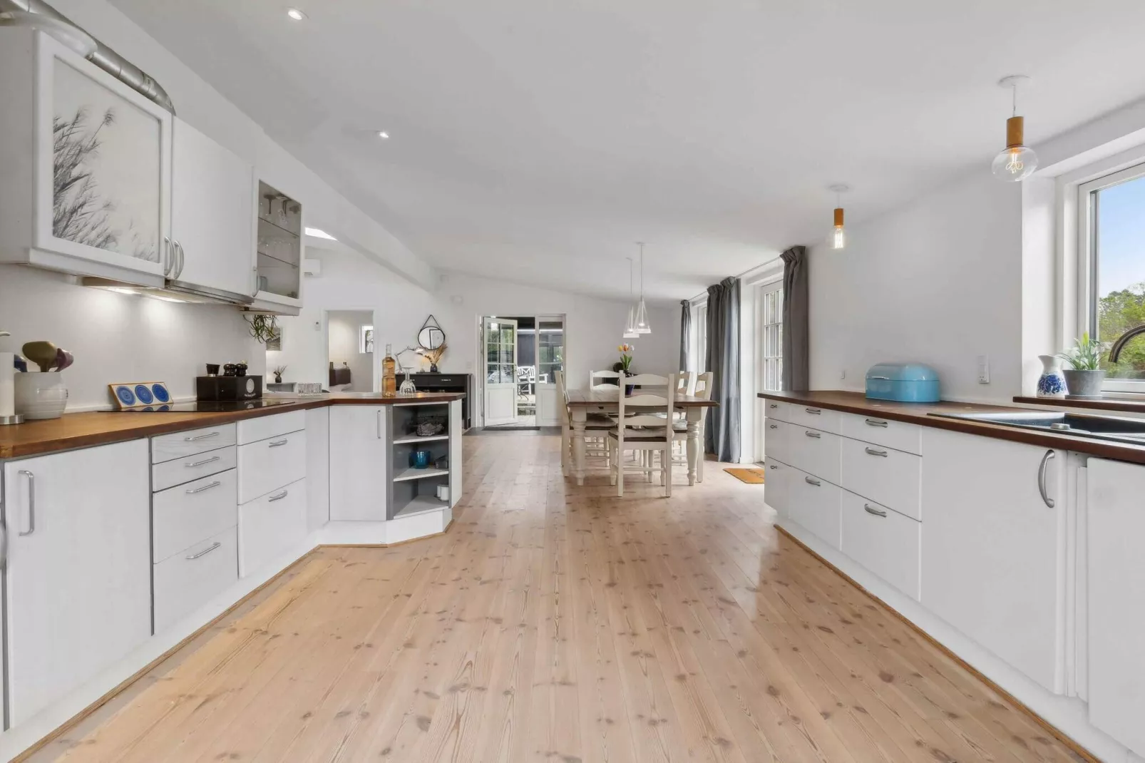 5 star holiday home in Dronningmølle-Indoor