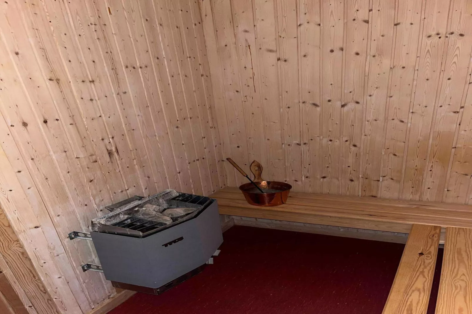 5 etoiles maison de vacances a Aakirkeby-Sauna