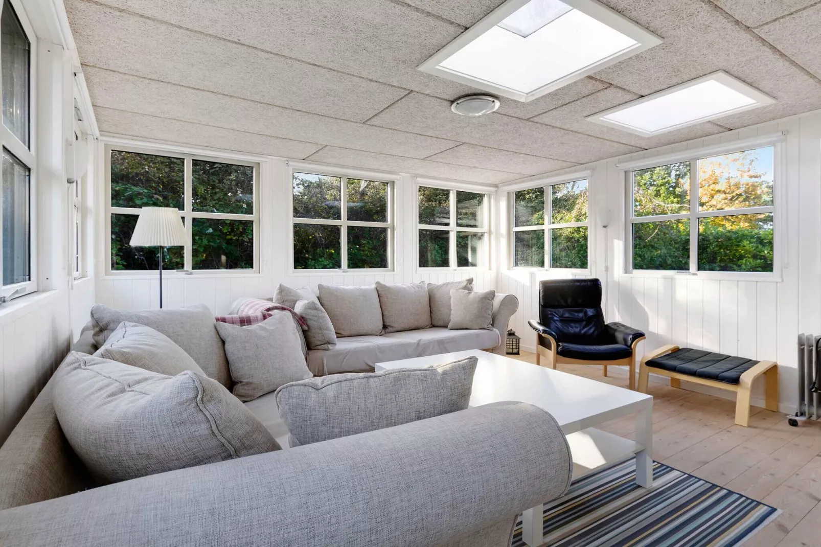 5 star holiday home in Humble-Indoor