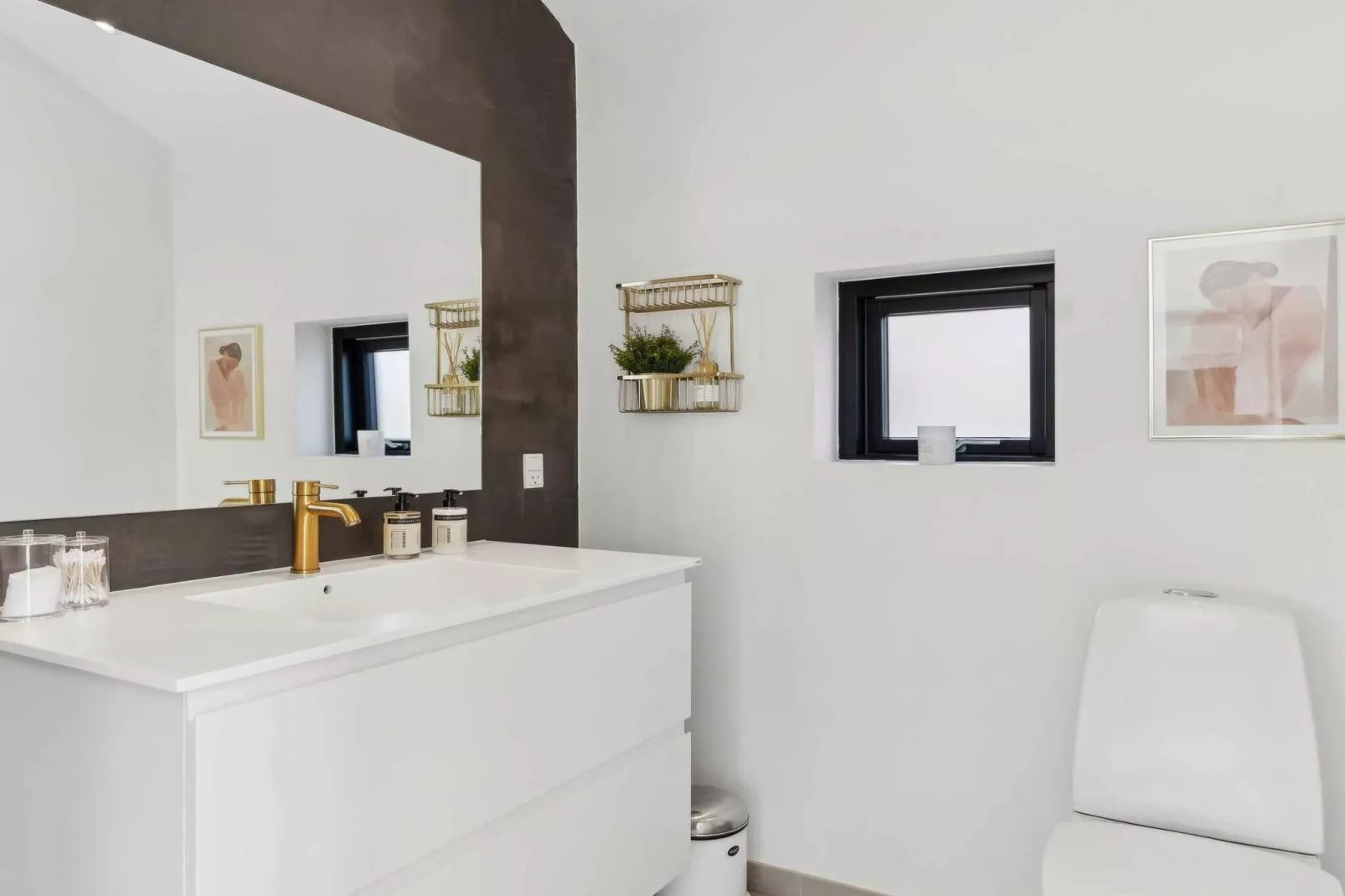 5 star holiday home in Humble-Indoor