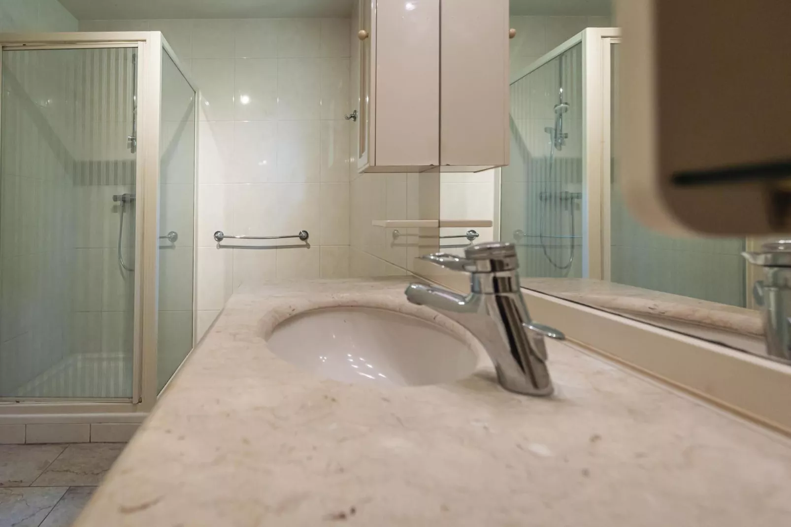 12 - Persons Family Bungalow-Badezimmer