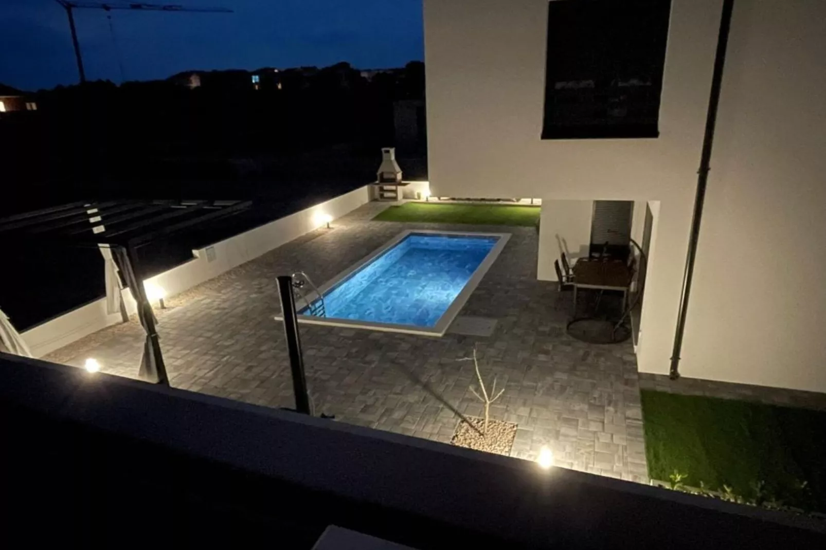 Villa With Pool-Swimming pool