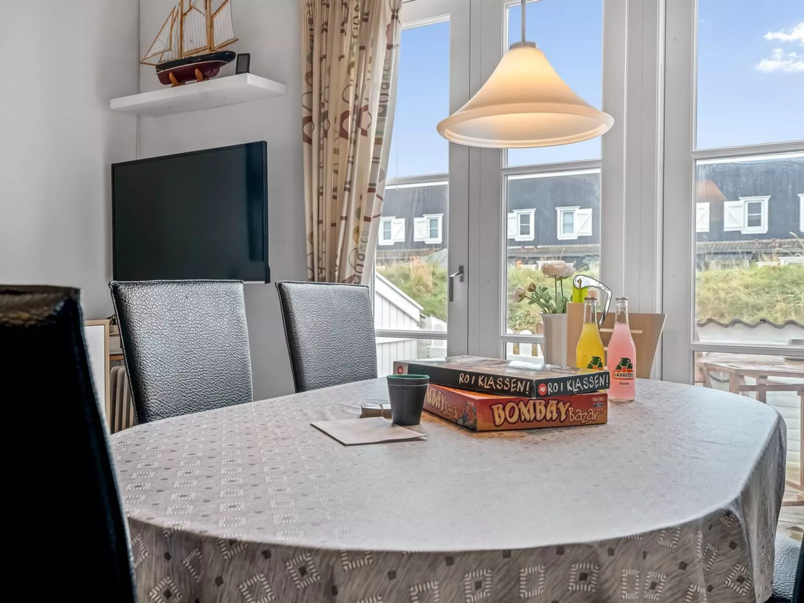 "Benthe" - 100m to the fjord-Inside