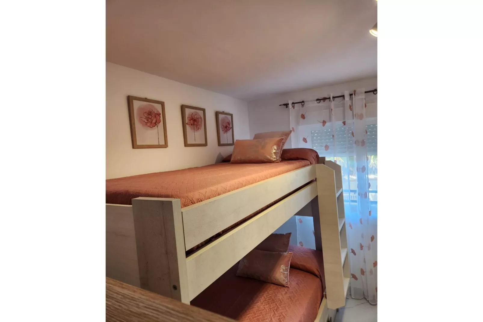 CT 339 AL - Faro's Paraiso de Vera Apartment-Bedroom