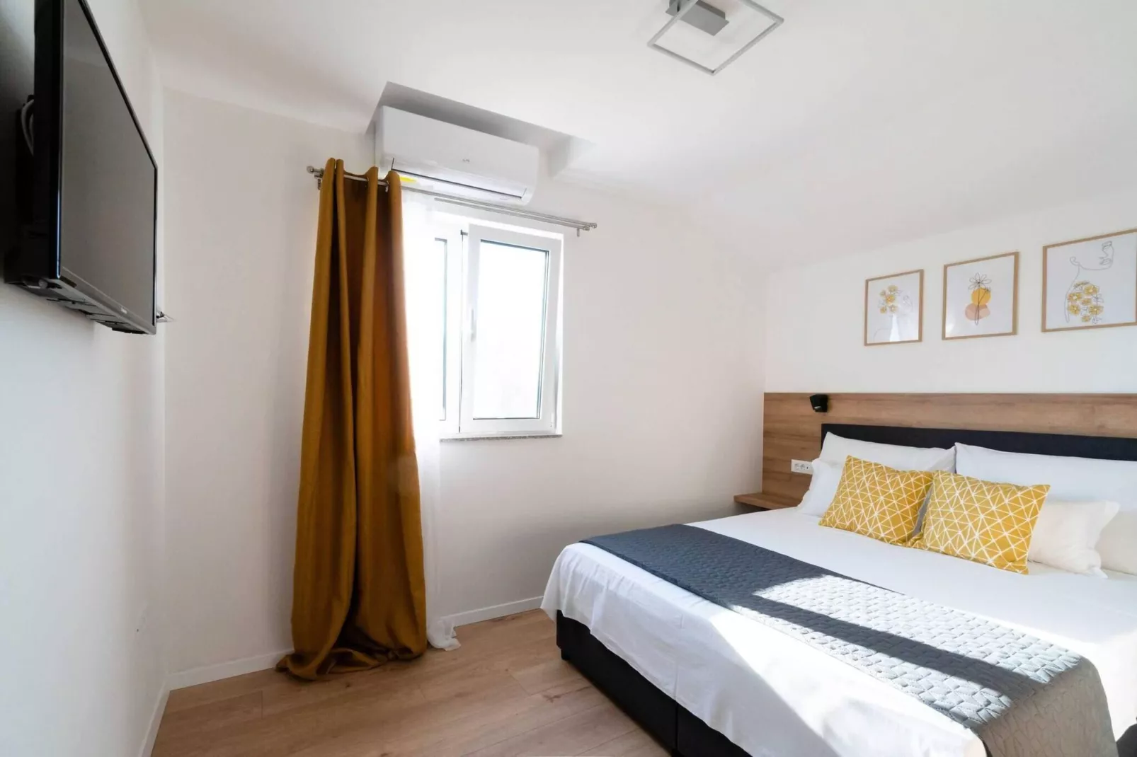 Authentic Villa Storia-Chambre