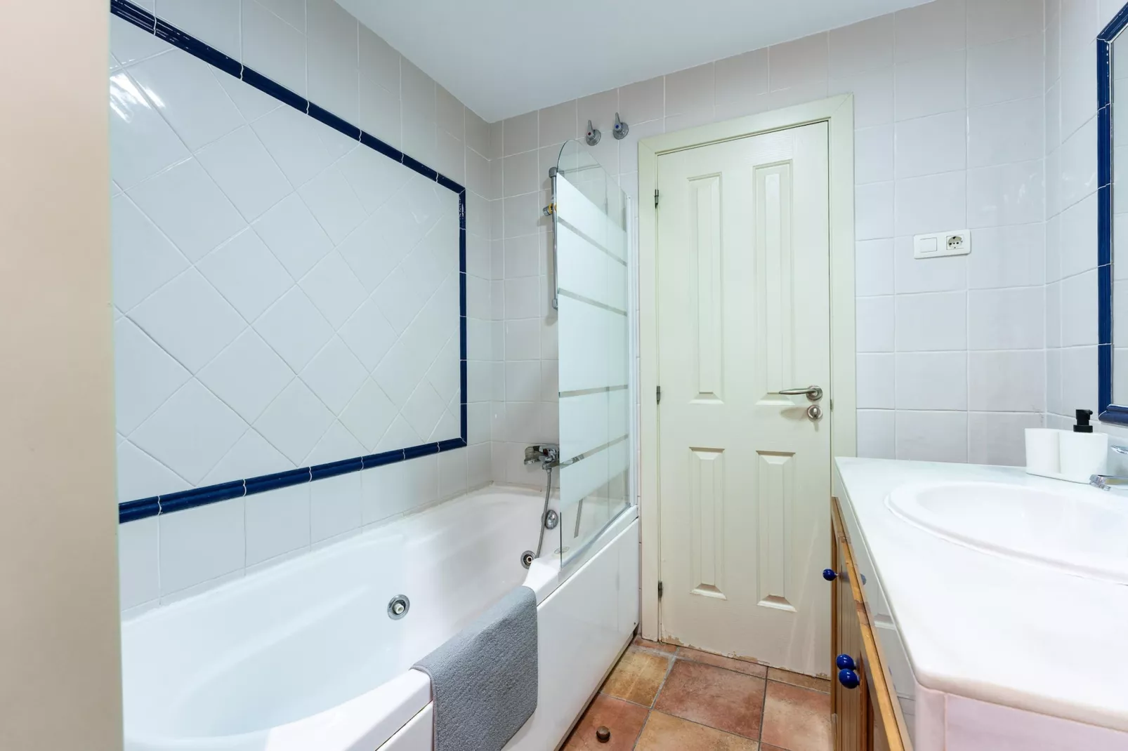 CT 349 - Faro's Stupa Hills - Benalmadena-Badezimmer