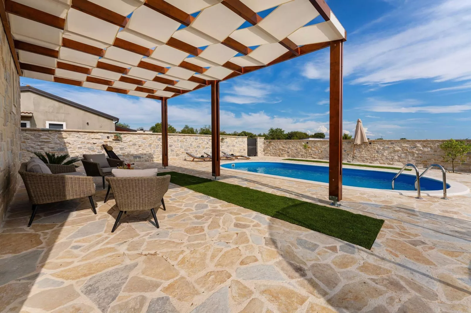 Holiday home Katalea-Schwimmbad