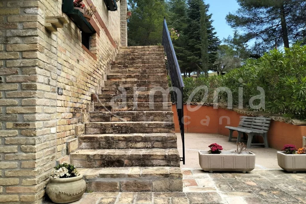 561526-Nicht zugeordnet