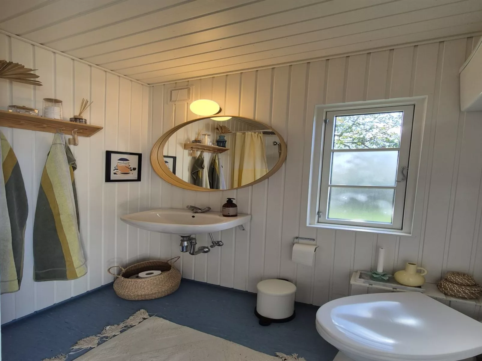 "Yvette" - 350m from the sea-Inside