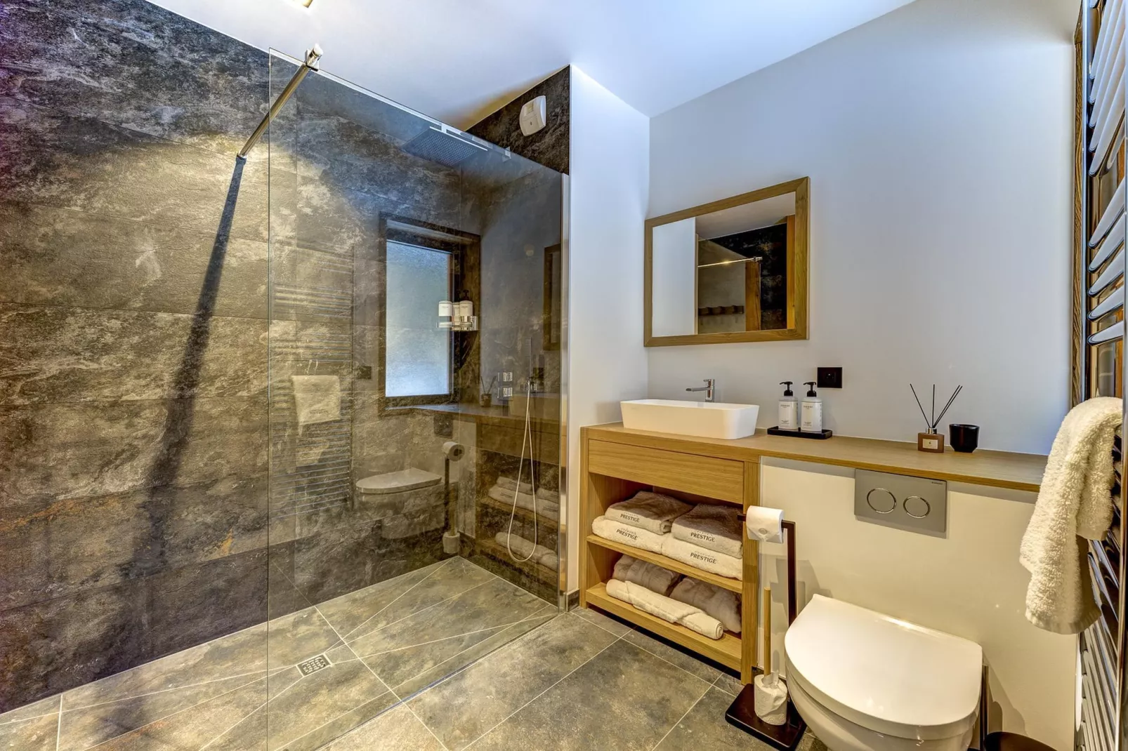 Silver Forest-Bathroom