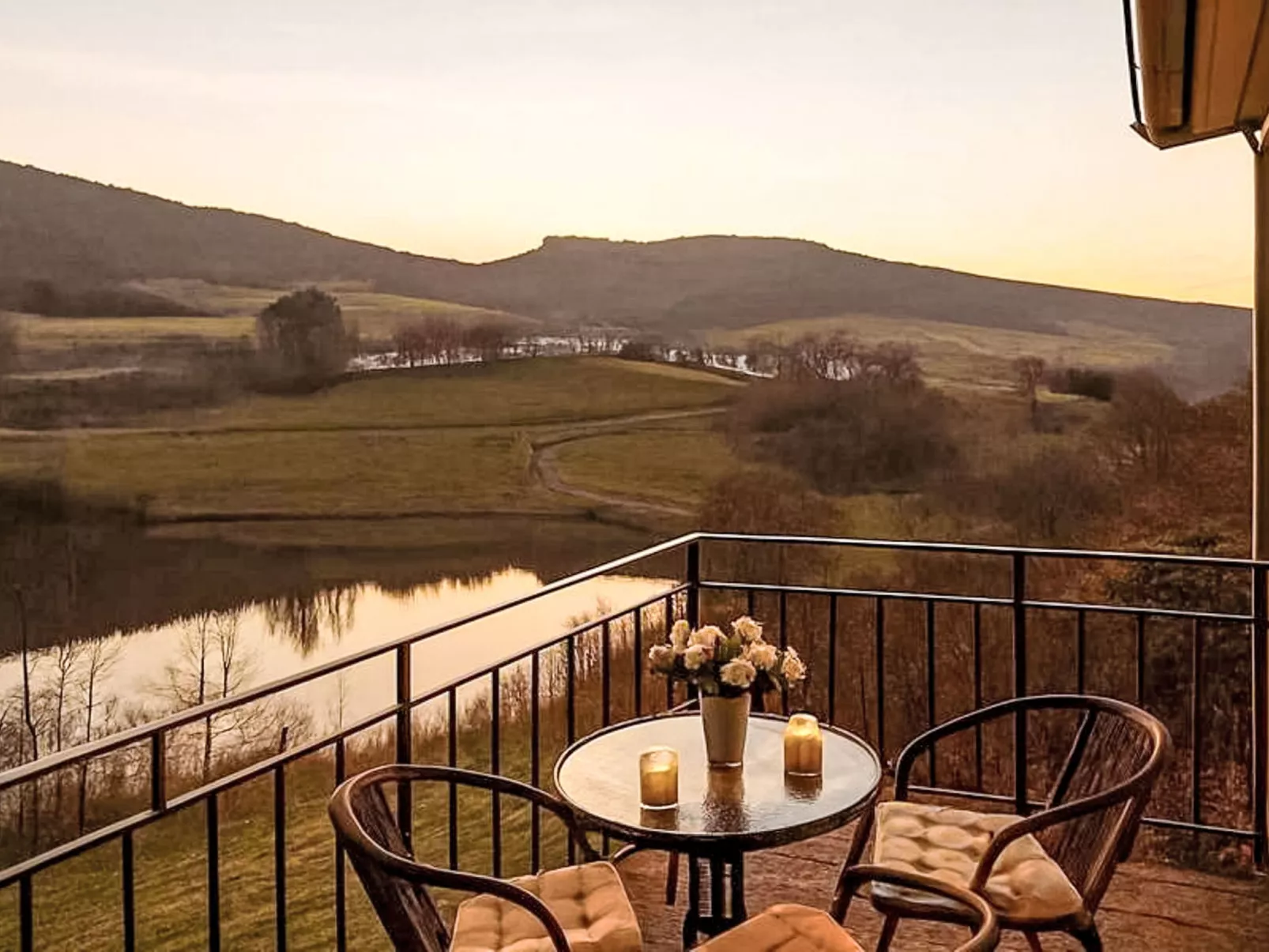 Samlen Vasselgård-Draußen