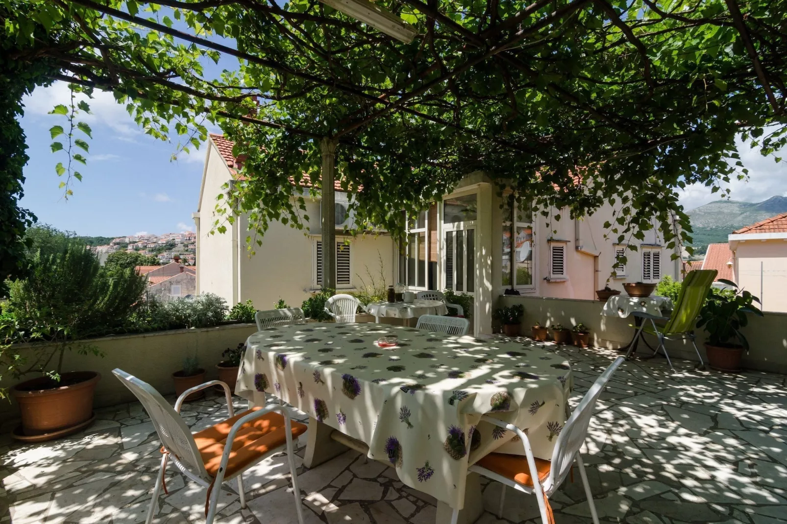 Apartment Olga - Studio Apartment with Terrace-Outdoor