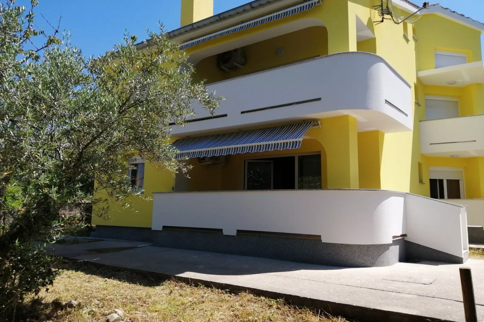 Apartment Marina - Two Bedroom Apartment with Terace - Im Freien