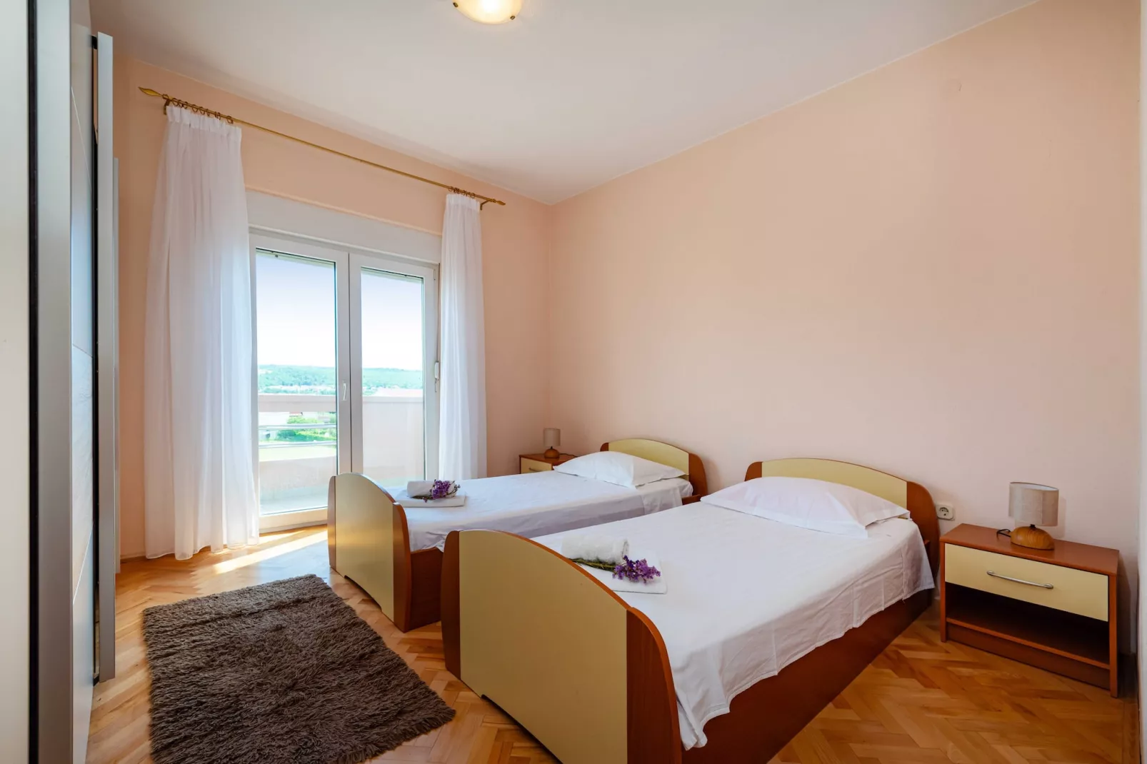 Sea view apartment Nika-Bedroom