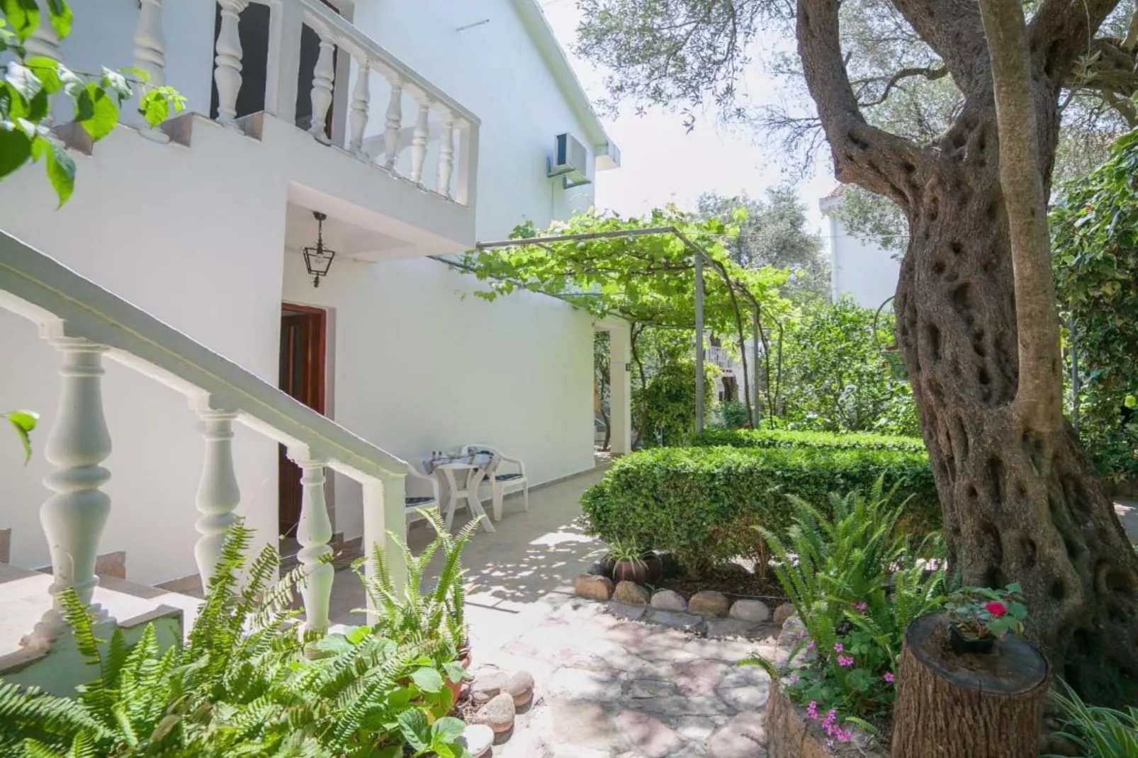 Petrovac Serenity Stay Near the Beach - Standard Double Room 2-Im Freien