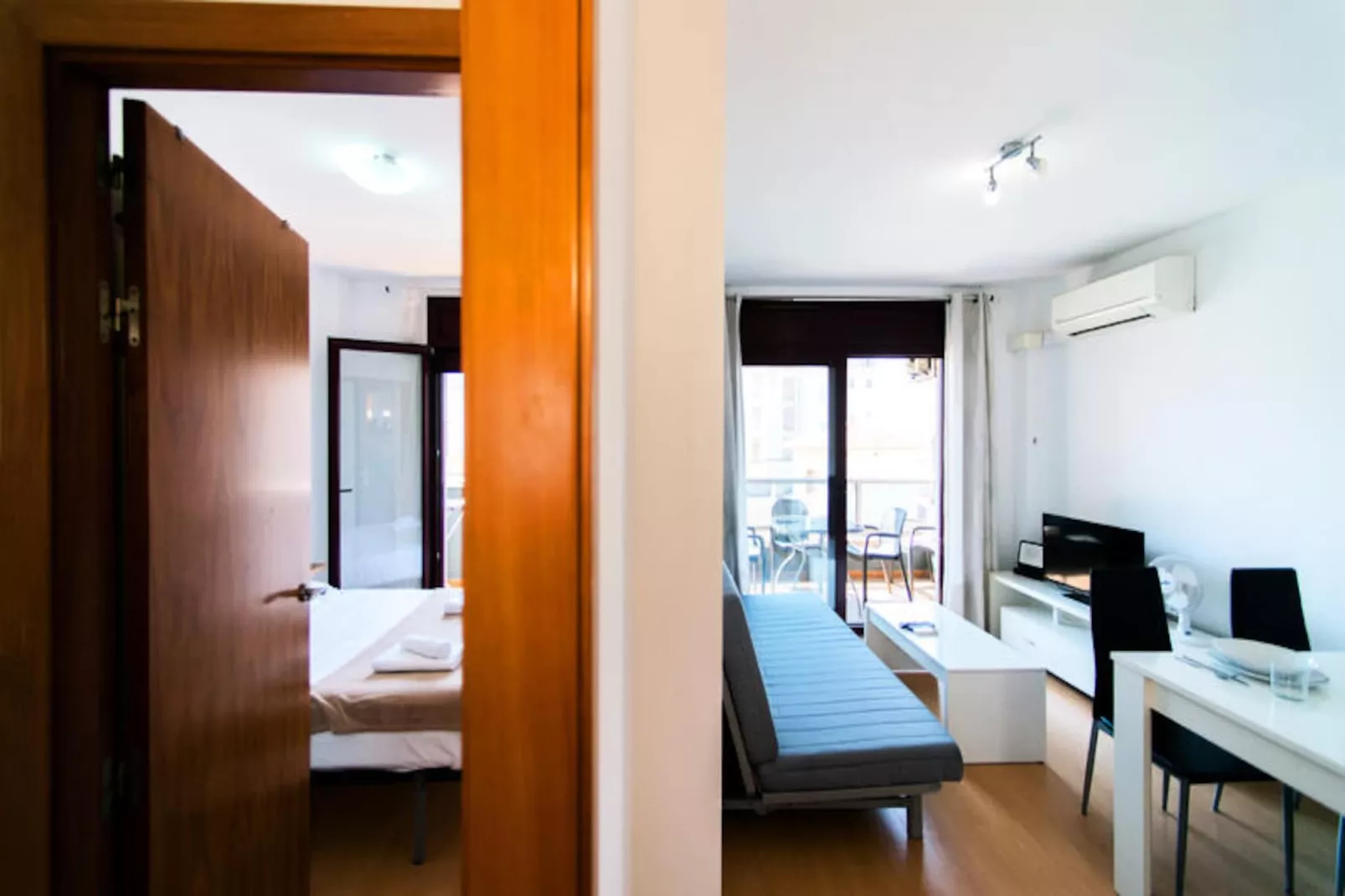 Appartements à Roses-Untagged