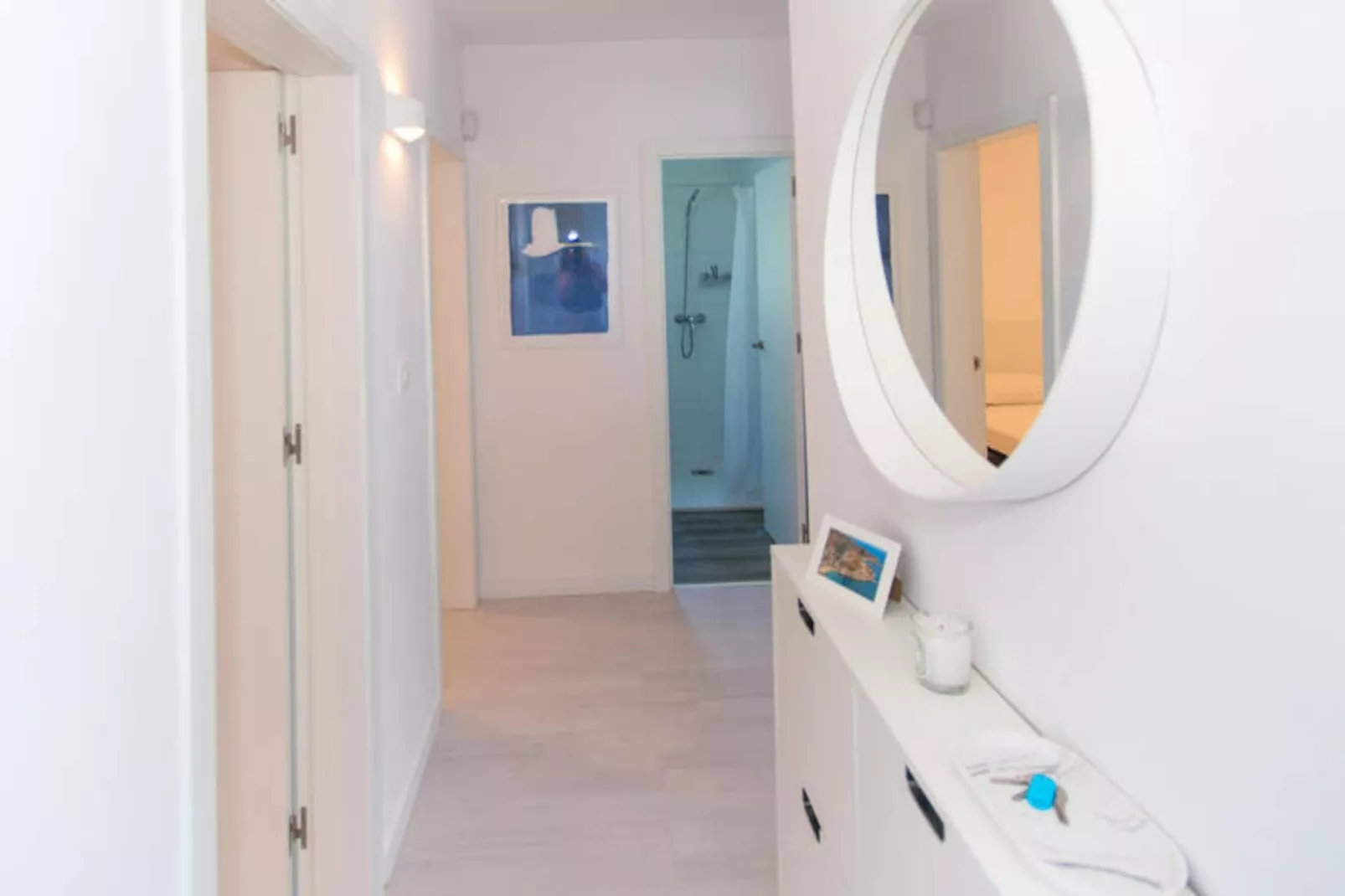 Maison à Roses-Untagged