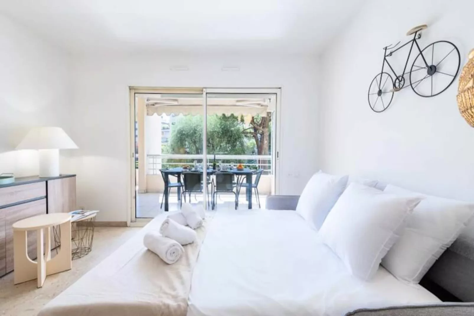 Résidence 2p Résidence Avec Piscine Et Garage, Proche Croisette-Non tagué