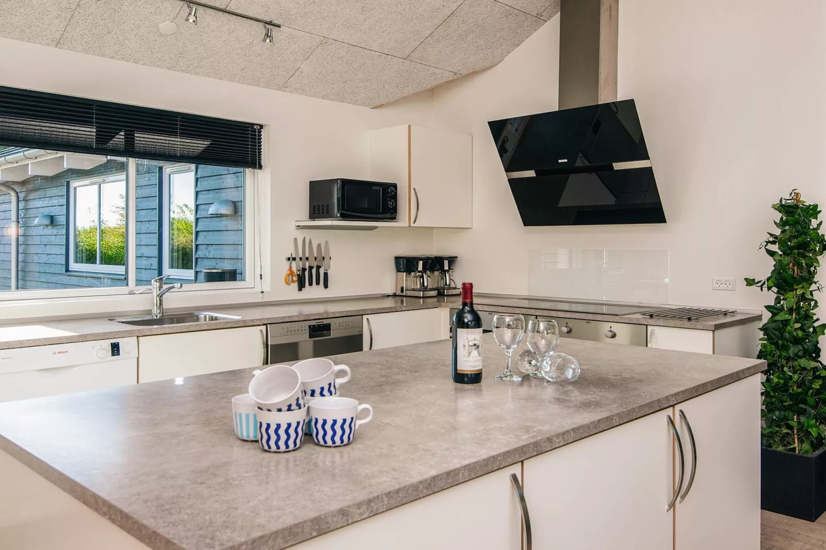 16 person holiday home in Glesborg-Indoor