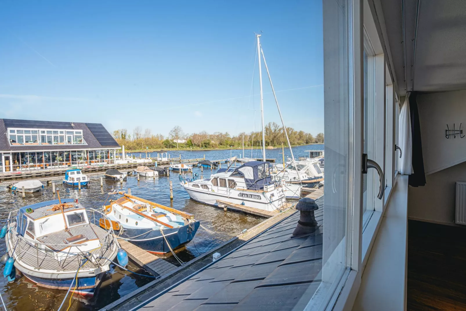 Waterpark de Meerparel 2-View in summer