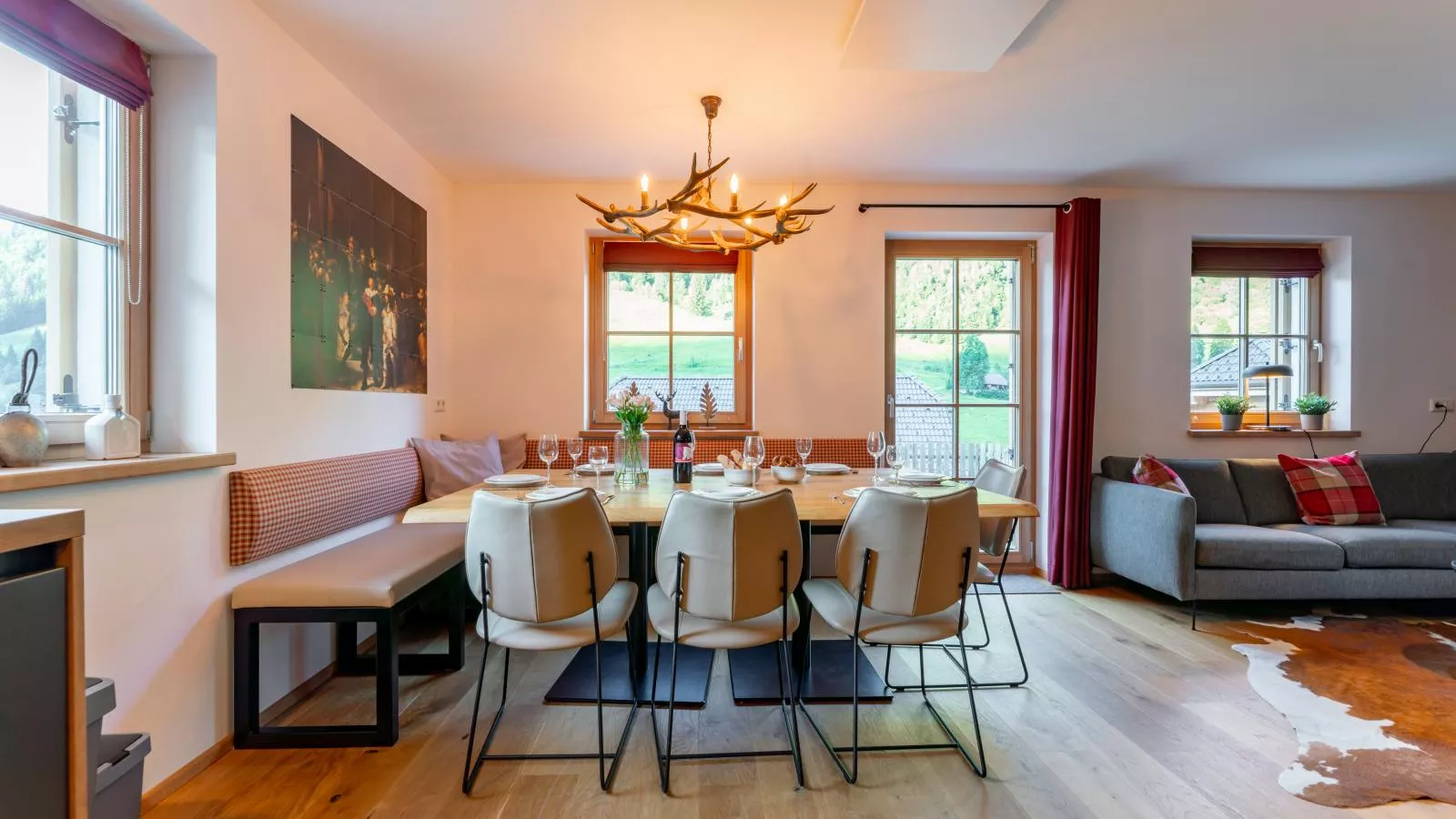 Im grünen Herzen-Dining room