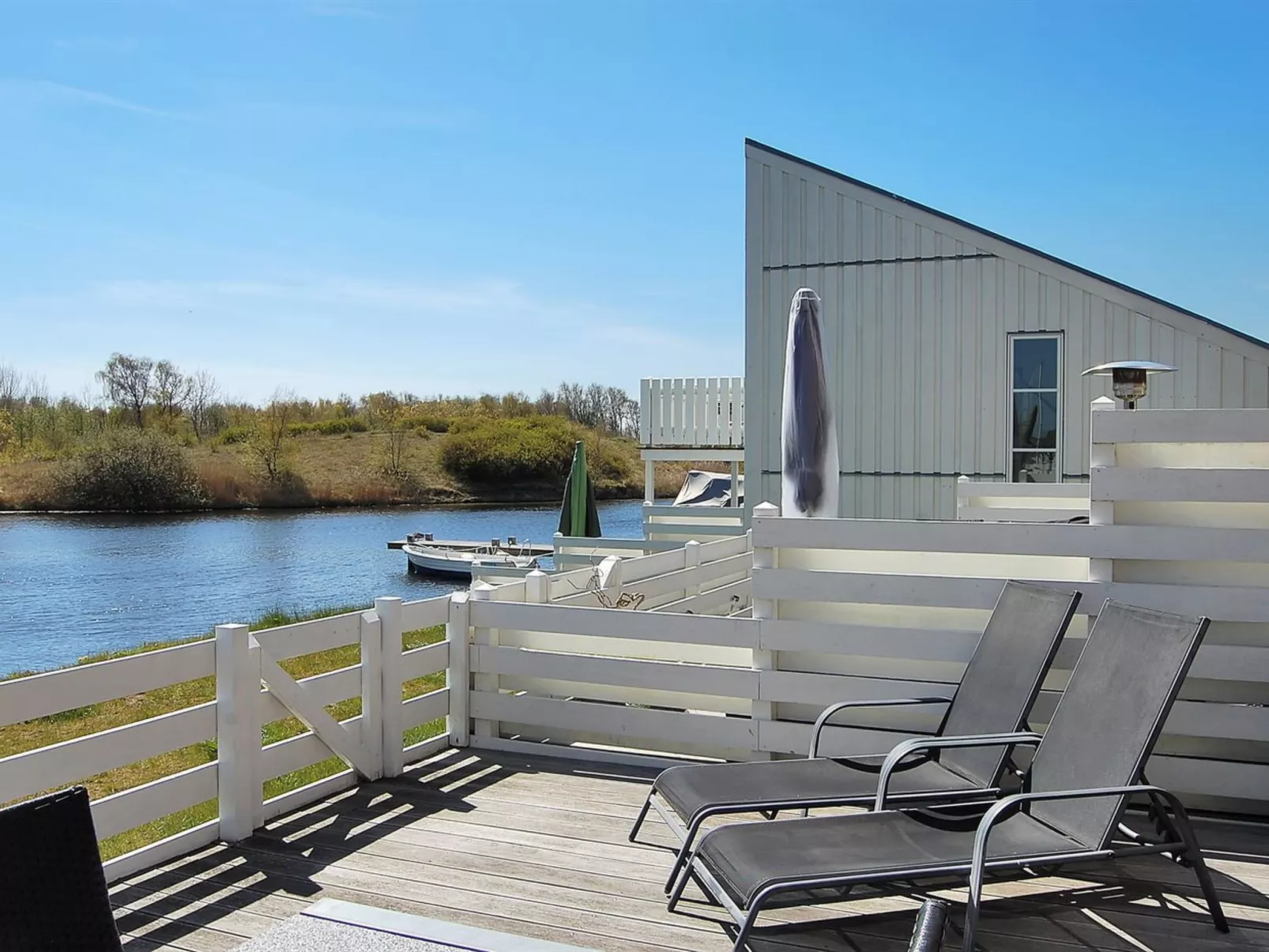 "Idamarie" - 2m from the sea-Dehors