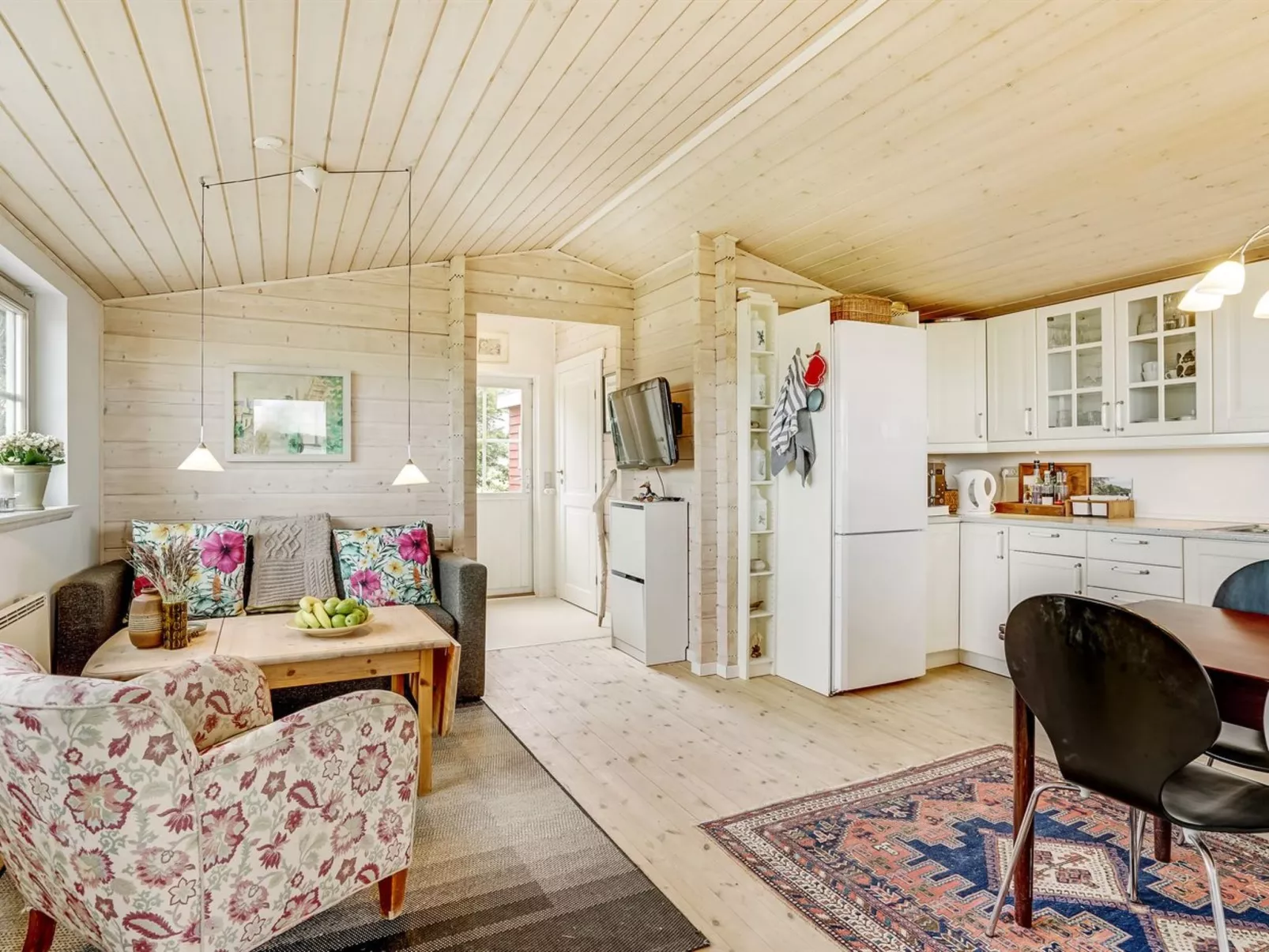 "Topi" - 15m from the sea-Dedans